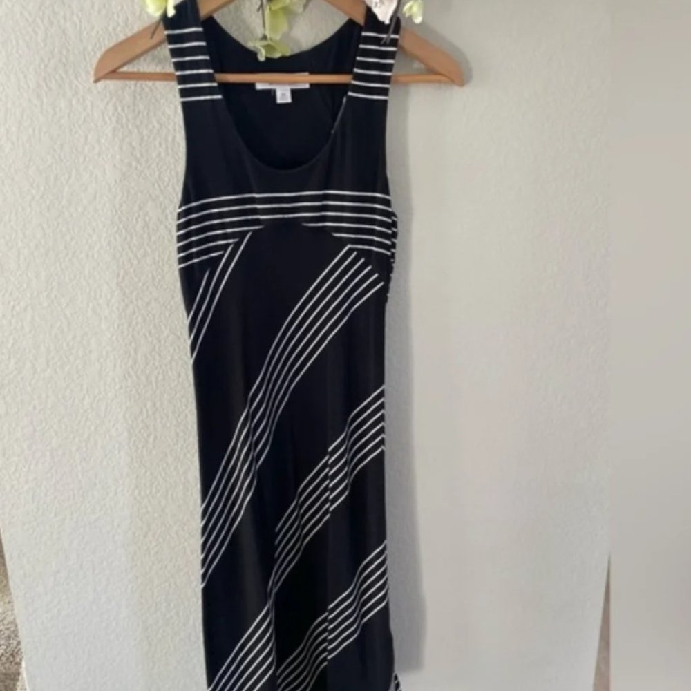 Womans black & white Alpine Design stripped racer back dress